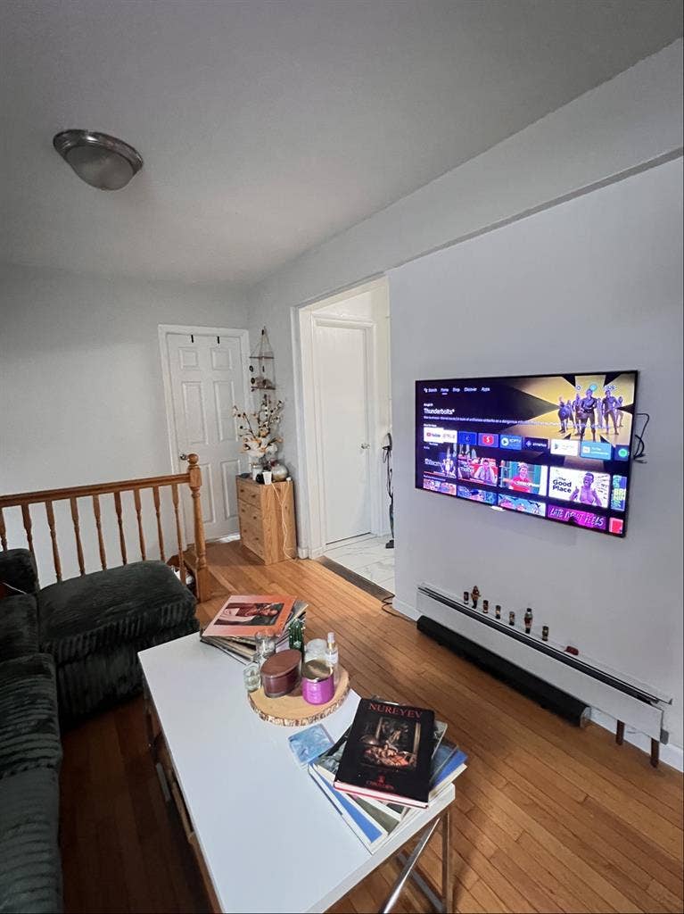 Furnished room in Beiarwood- Queens