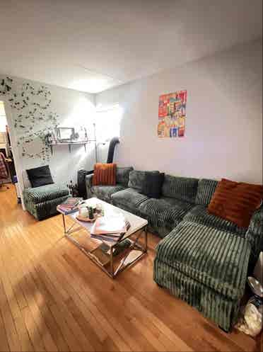 Furnished room in Beiarwood- Queens