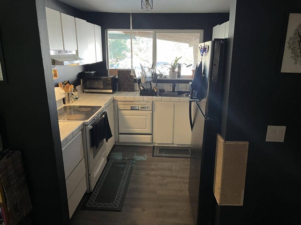 Co-ed Aloha home!