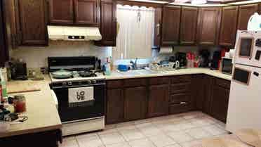 Roommate wanted Bills Paid