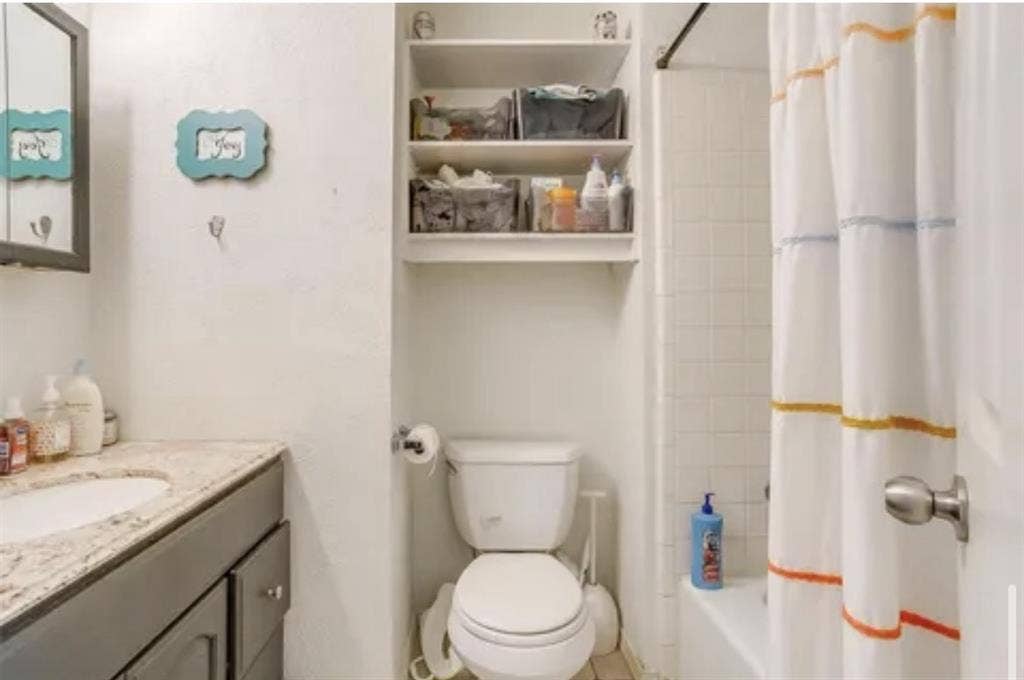 Private Room
All Utilities Included