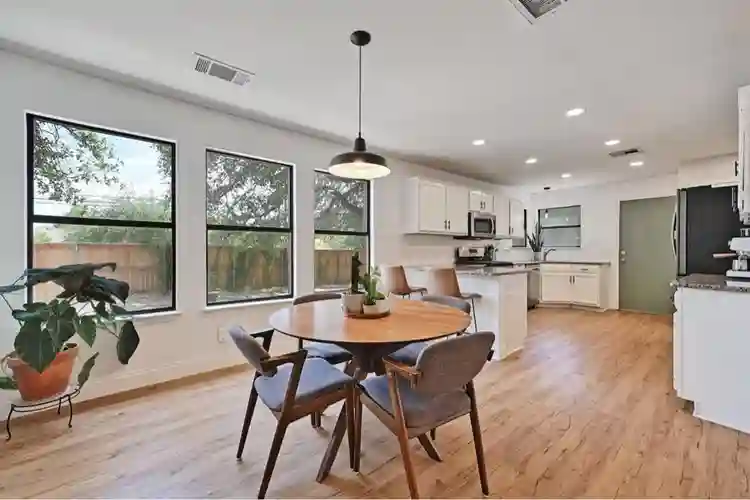 Newly renovated home, amenities!