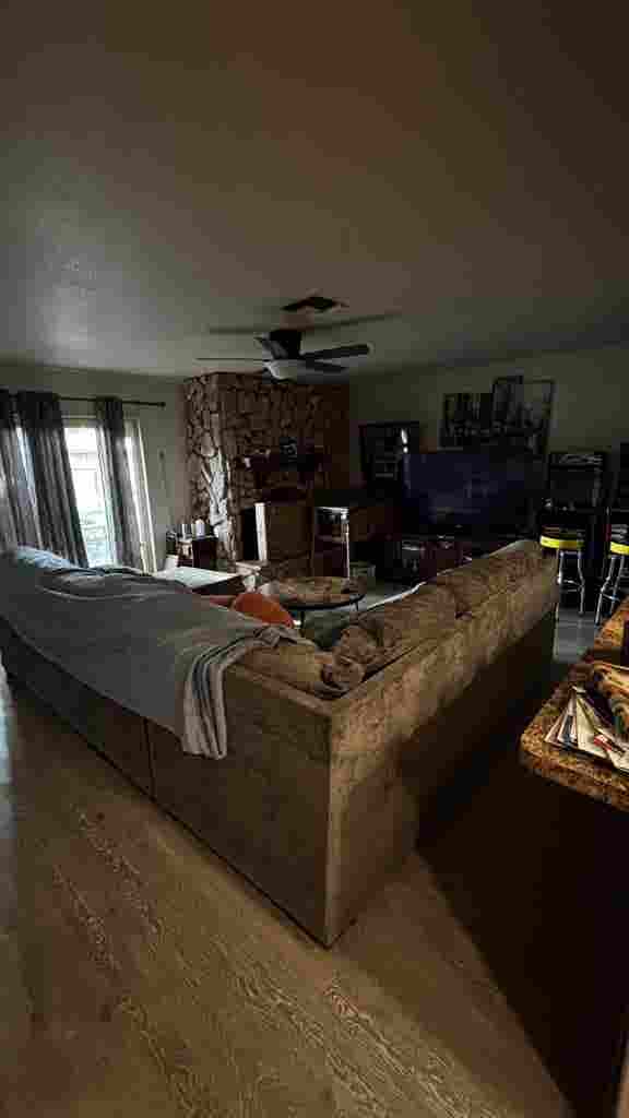 Room for rent, unfurnished, $