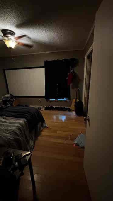 Room for rent, unfurnished, $