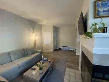 1 bedroom with private bathroom