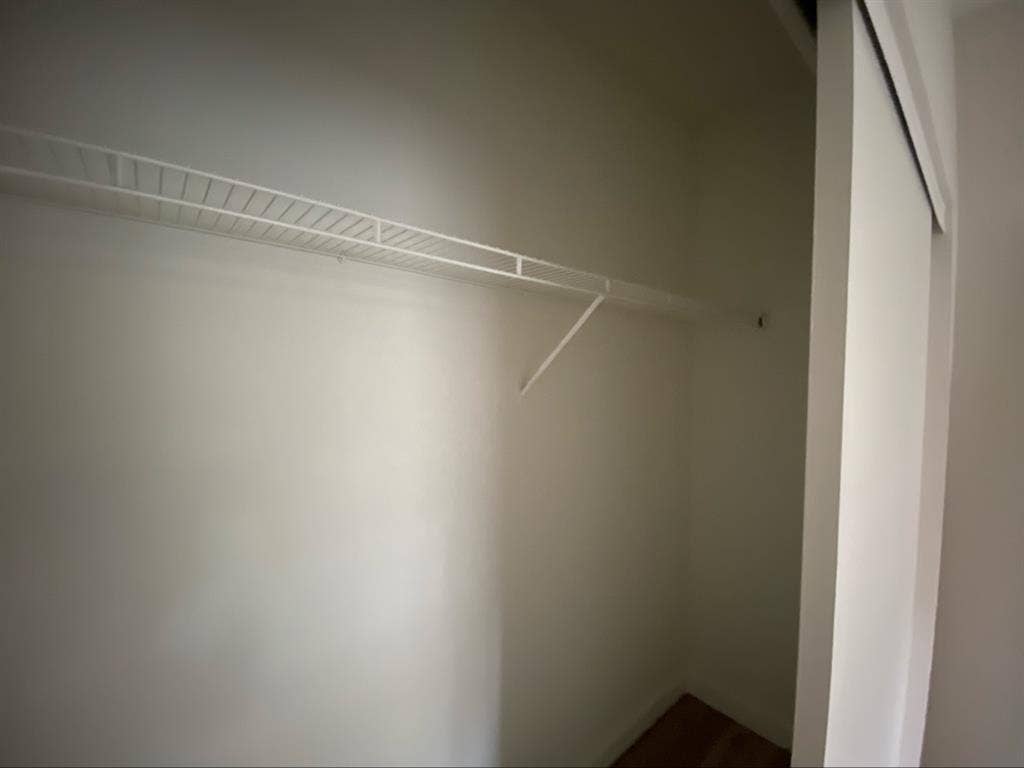 1 bedroom with private bathroom