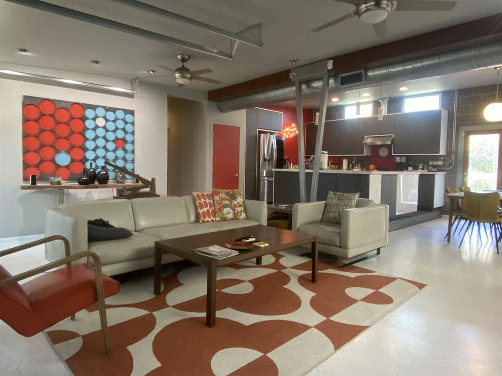 2 Private Rooms 4 U in Modern Home!