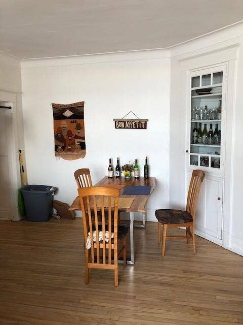 COLOC: huge app. by OUTREMONT metro