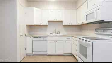 Furnished room Available 