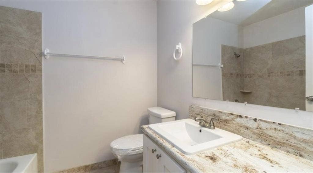 Furnished room Available