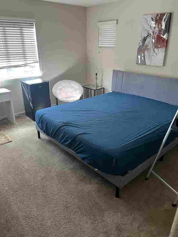 Room for rent female only $