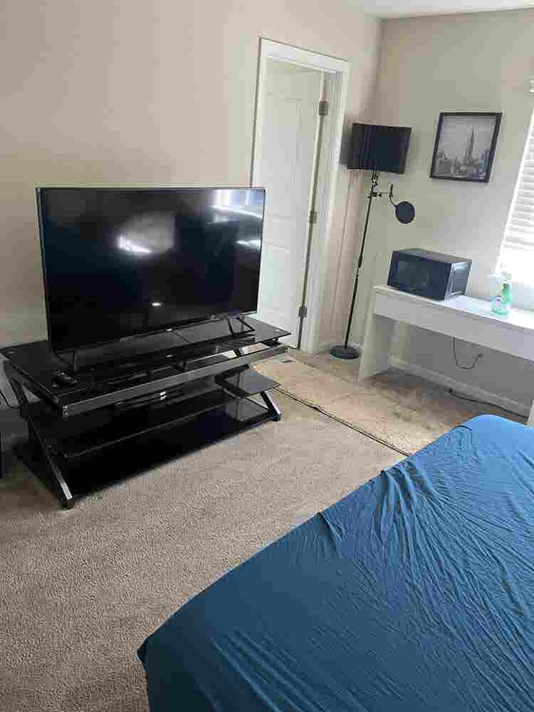 Room for rent female only $