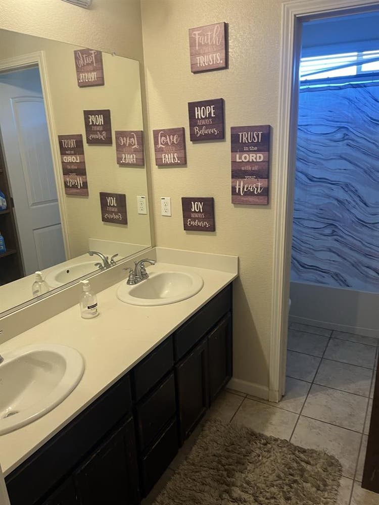 Room for rent female only $