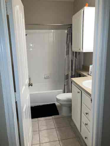 Private Bedroom, Shared Bathroom