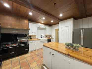 Clean, Quiet, Safe in North Houston
