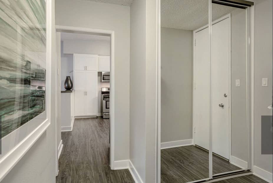 Subletting 1 Bedroom for Girls