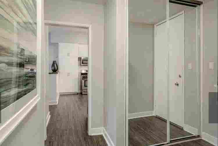 Subletting 1 Bedroom for Girls