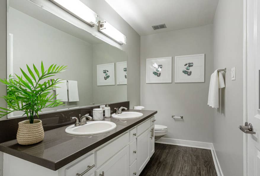 Subletting 1 Bedroom for Girls