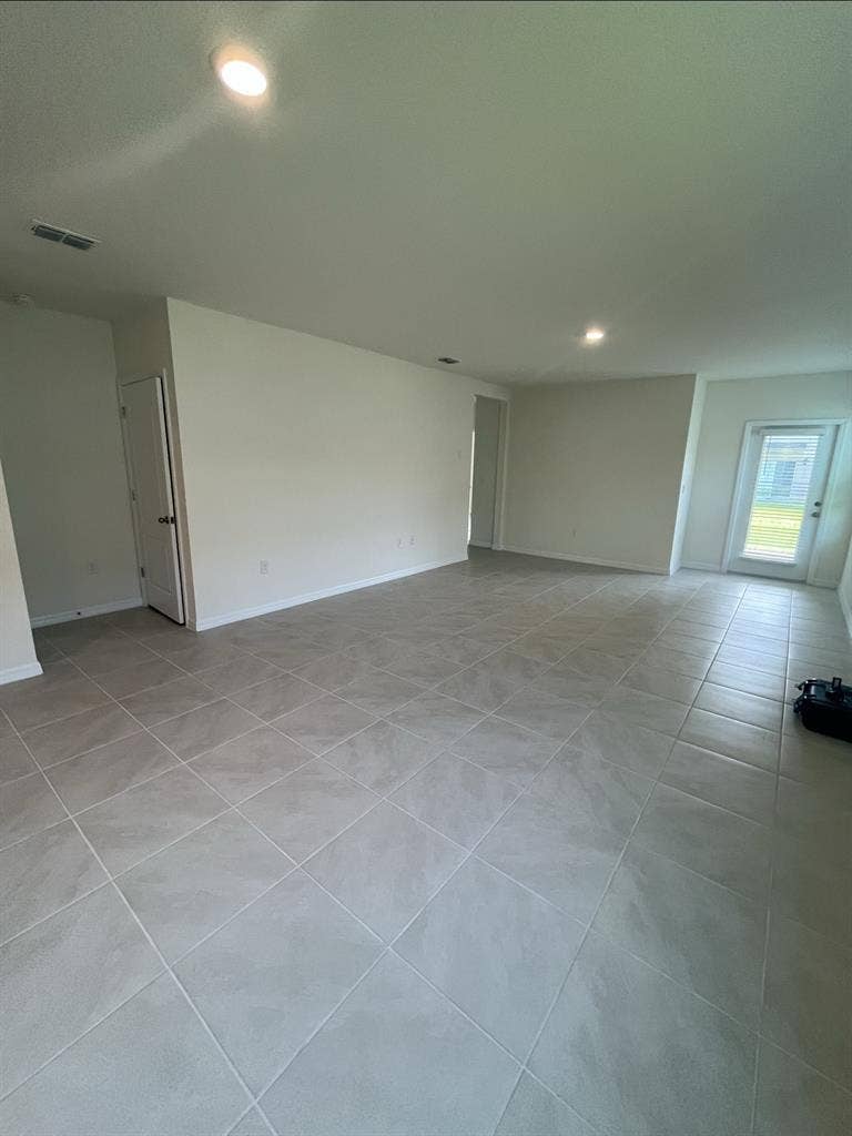 Room to rent