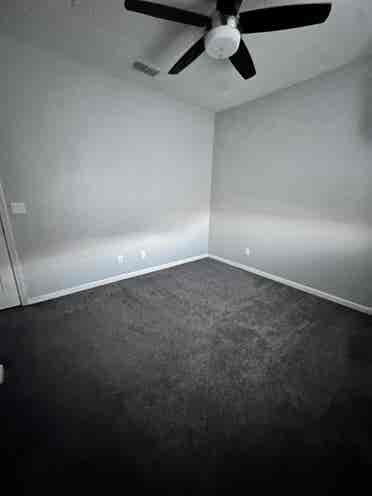 Unfurnished room for rent