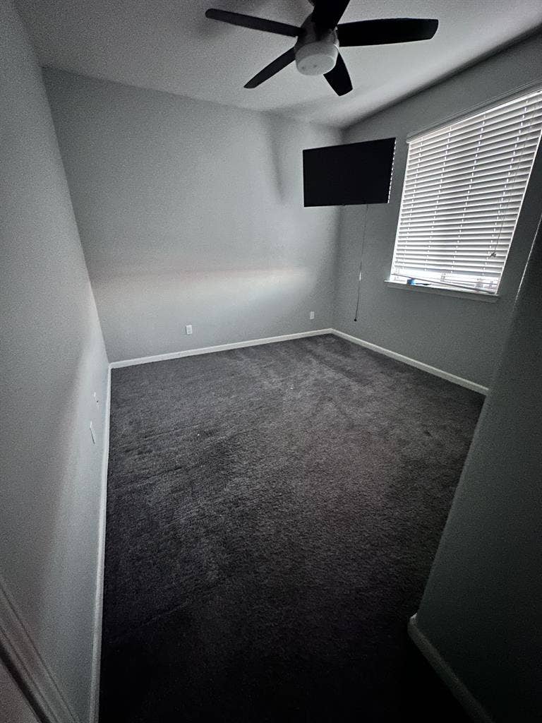 Unfurnished room for rent