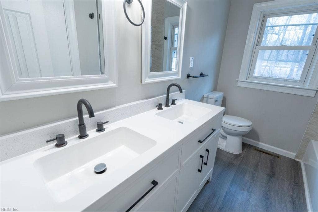 Private room/ Shared Bathroom