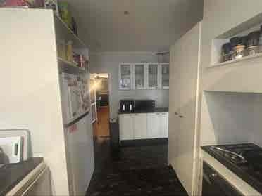 Share House Bedroom Available