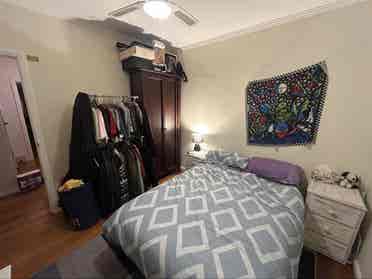 Share House Bedroom Available