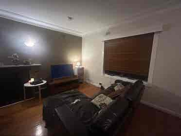 Share House Bedroom Available