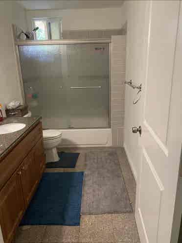 Room for rent in Koreatown
