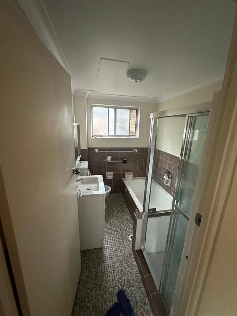 1 room available, can move ASAP