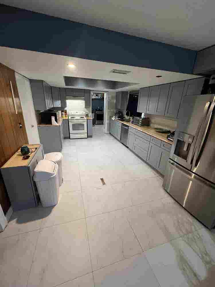 Furnished room for rent
