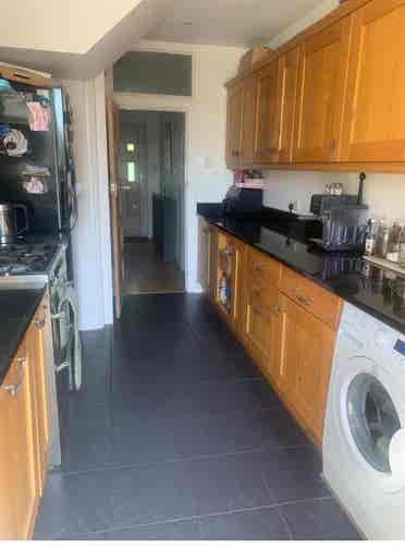 Sunny Room - Twickenham