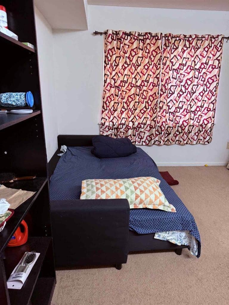 I have 1 bedroom out of 2 bedroom