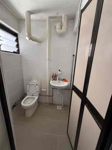 Master bed room ave Bukit Batok