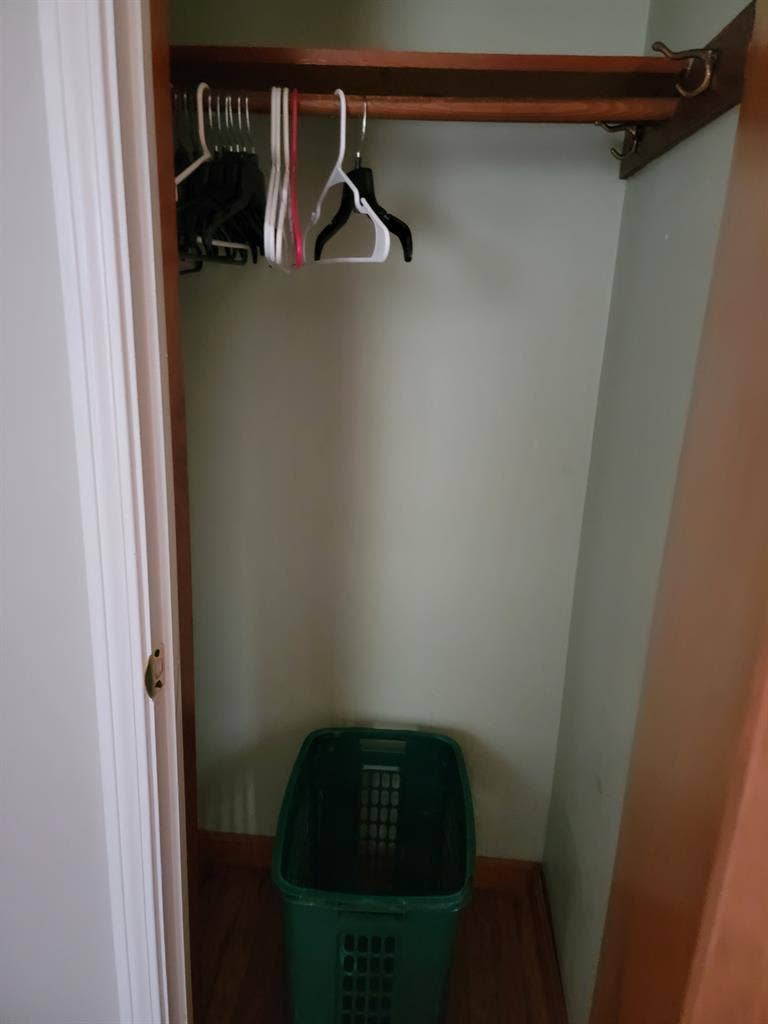 Old Brooklyn room for rent