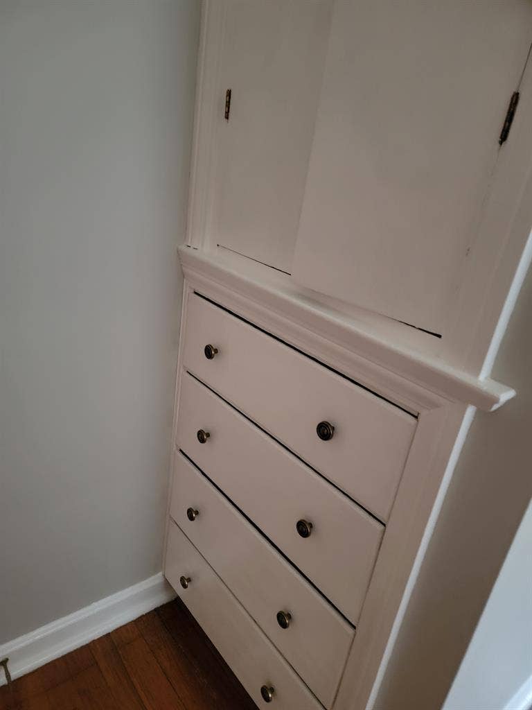 Old Brooklyn room for rent