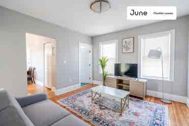 4 BR in Boston