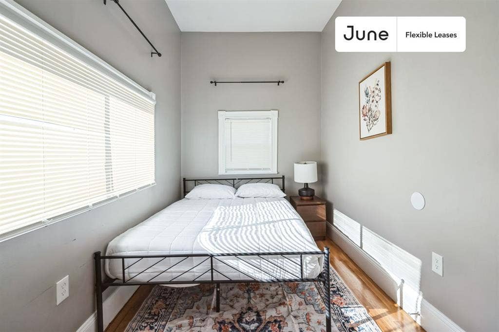 4 BR in Boston