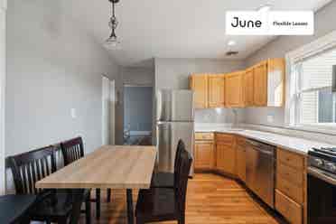 4 BR in Boston