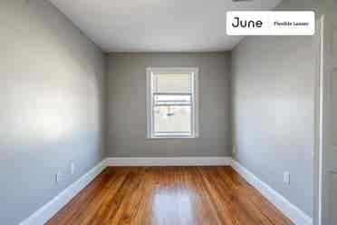 4 BR in Boston