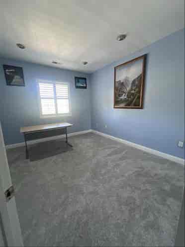Two Rooms for Rent - Evergreen area