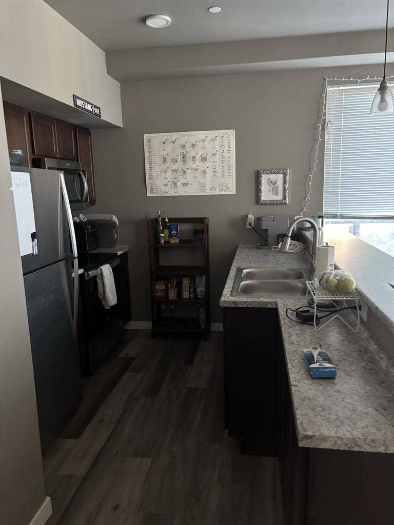1 bedroom available