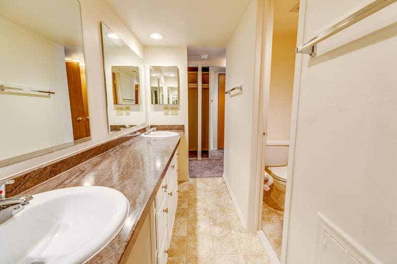 bath Looking for one Girl