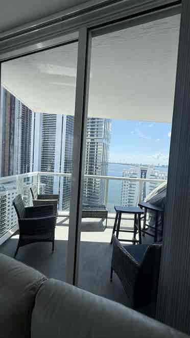 Fully Furnished Room For Rent