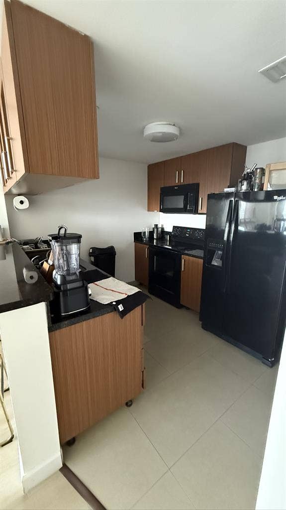 Fully Furnished Room For Rent