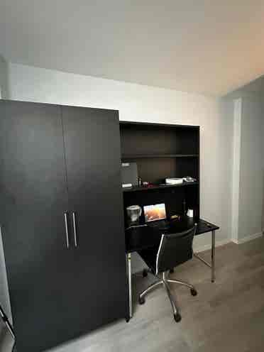 Private Ensuite Room