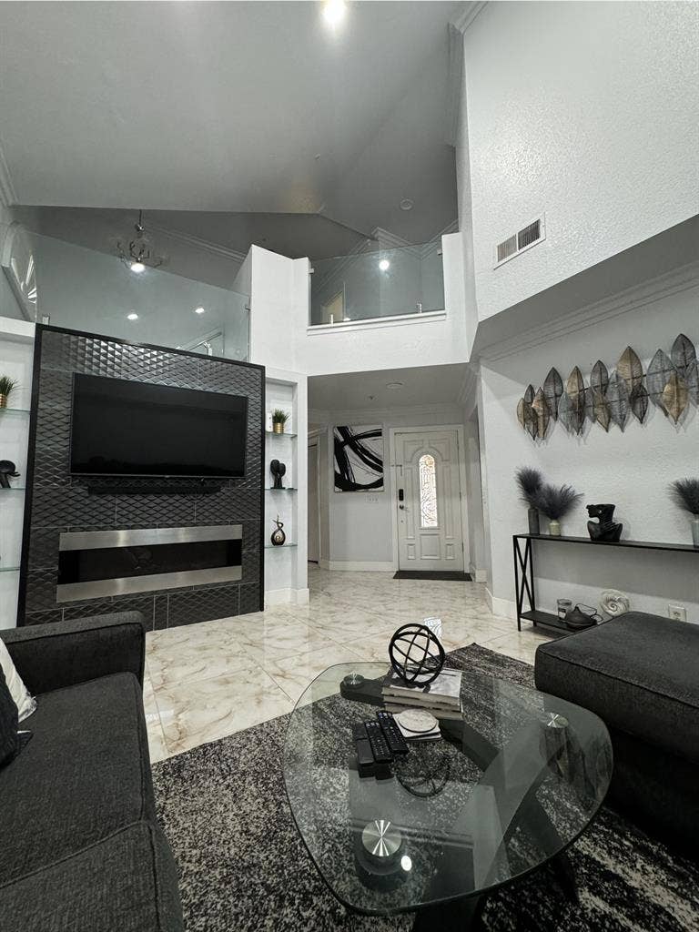 North Fontana Room for Rent