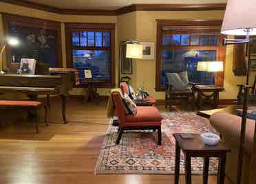 Large, beautiful furnished home