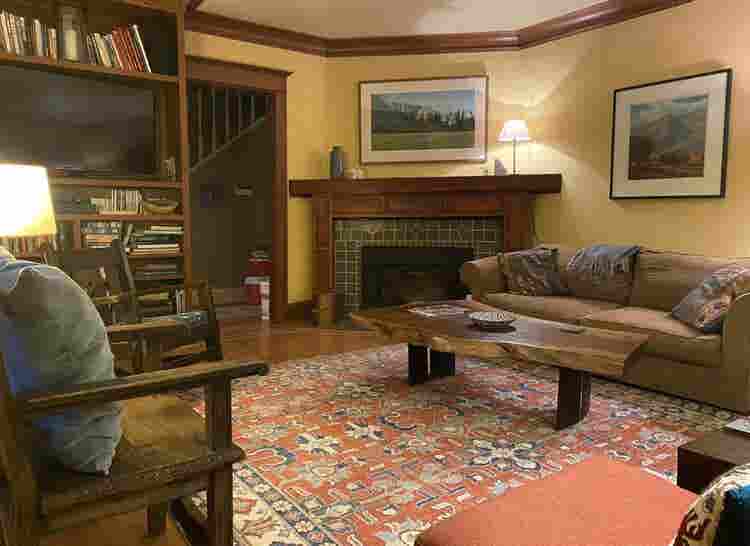 Large, beautiful furnished home